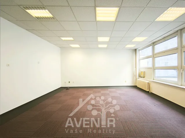 Pronájem kanceláře 45 m², 1. máje, Liberec - Liberec III-Jeřáb
