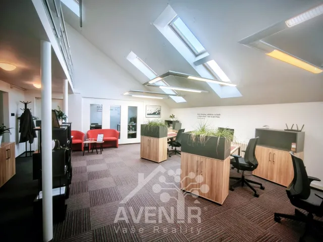 Pronájem kanceláře 72 m², 1. máje, Liberec - Liberec III-Jeřáb