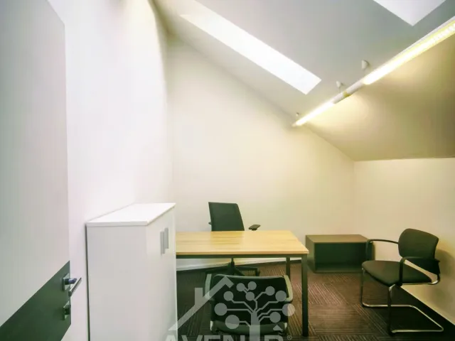 Pronájem kanceláře 72 m², 1. máje, Liberec - Liberec III-Jeřáb
