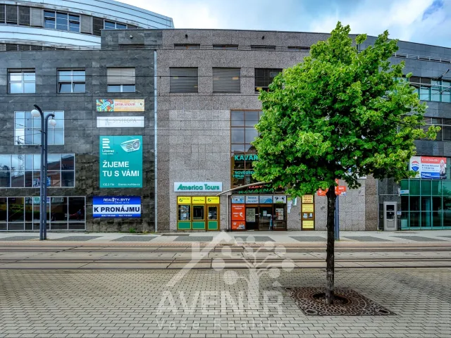Pronájem kanceláře 72 m², 1. máje, Liberec - Liberec III-Jeřáb