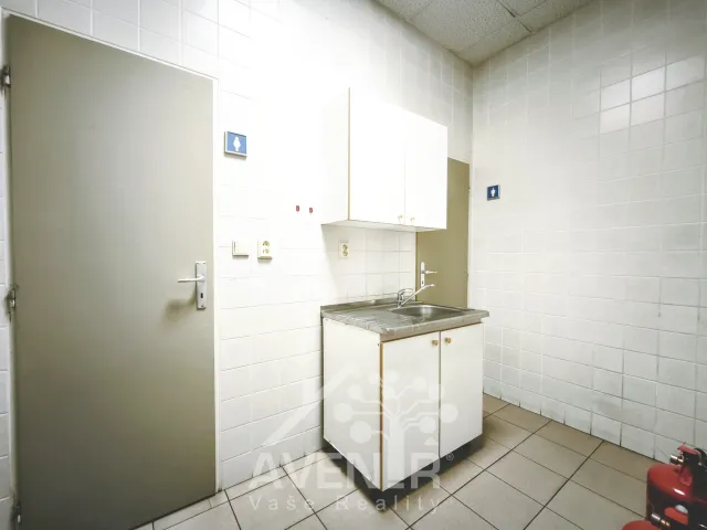 Pronájem kanceláře 22 m², 1. máje, Liberec - Liberec III-Jeřáb