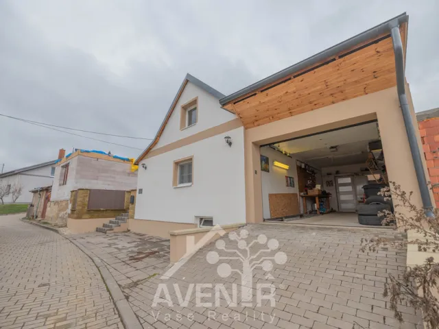 Prodej rodinného domu 90 m², pozemek 300 m² Mutěnice, okres Hodonín