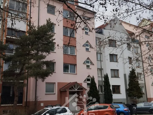 Prodej bytu 2+1 52 m², Šafaříkova, Hodonín