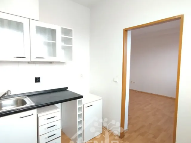 Prodej bytu 2+1 52 m², Šafaříkova, Hodonín