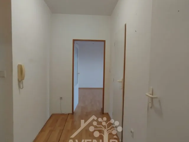 Prodej bytu 2+1 52 m², Šafaříkova, Hodonín