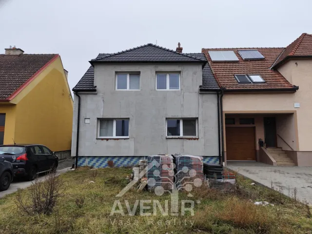 Prodej rodinného domu 205 m², pozemek 907 m², Vlkoš