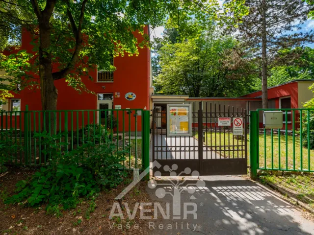 Prodej bytu 3+kk 54 m², Bohušovická, Praha - Prosek