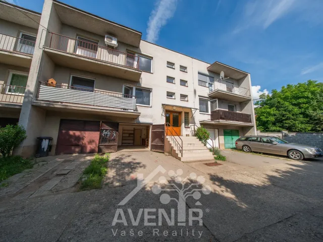 Prodej bytu 3+1 81 m², Domanín