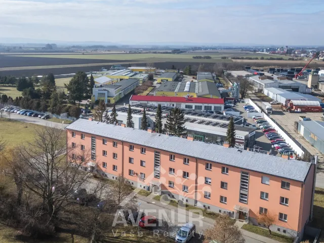 Prodej bytu 3+1 68 m², U Letiště, Holešov