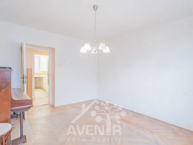 Prodej bytu 3+1 68 m², U Letiště, Holešov