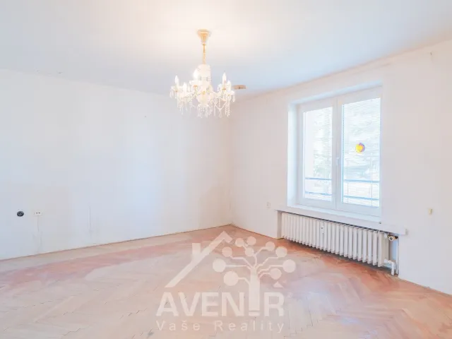 Prodej bytu 3+1 68 m², U Letiště, Holešov