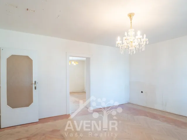 Prodej bytu 3+1 68 m², U Letiště, Holešov