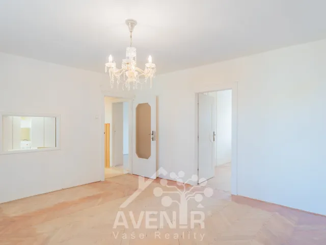 Prodej bytu 3+1 68 m², U Letiště, Holešov