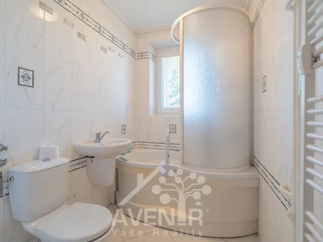 Prodej bytu 3+1 68 m², U Letiště, Holešov